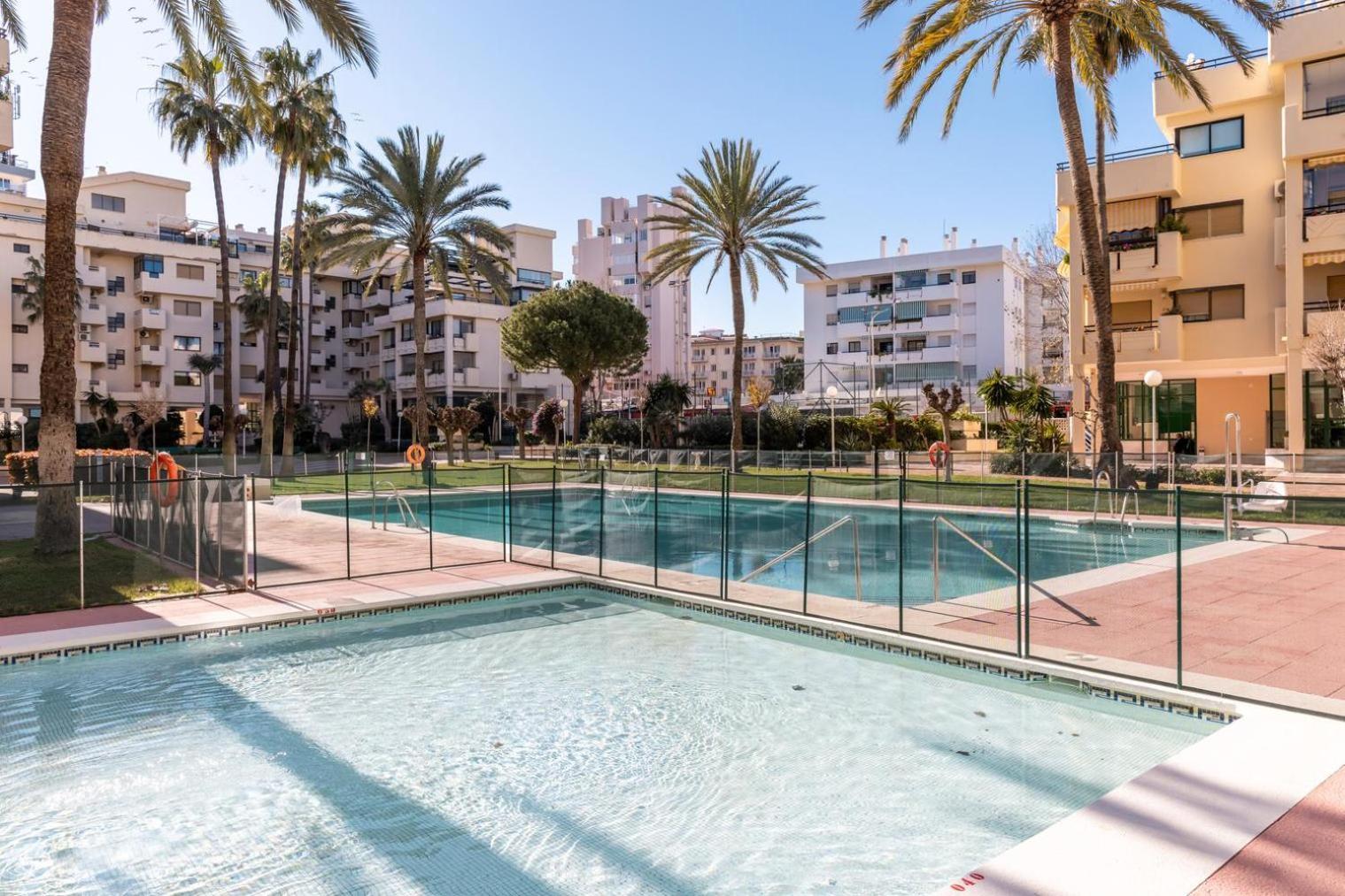 Primera Linea Del Mar - Acceso Directo Playa Carihuela Torremolinos Exterior foto