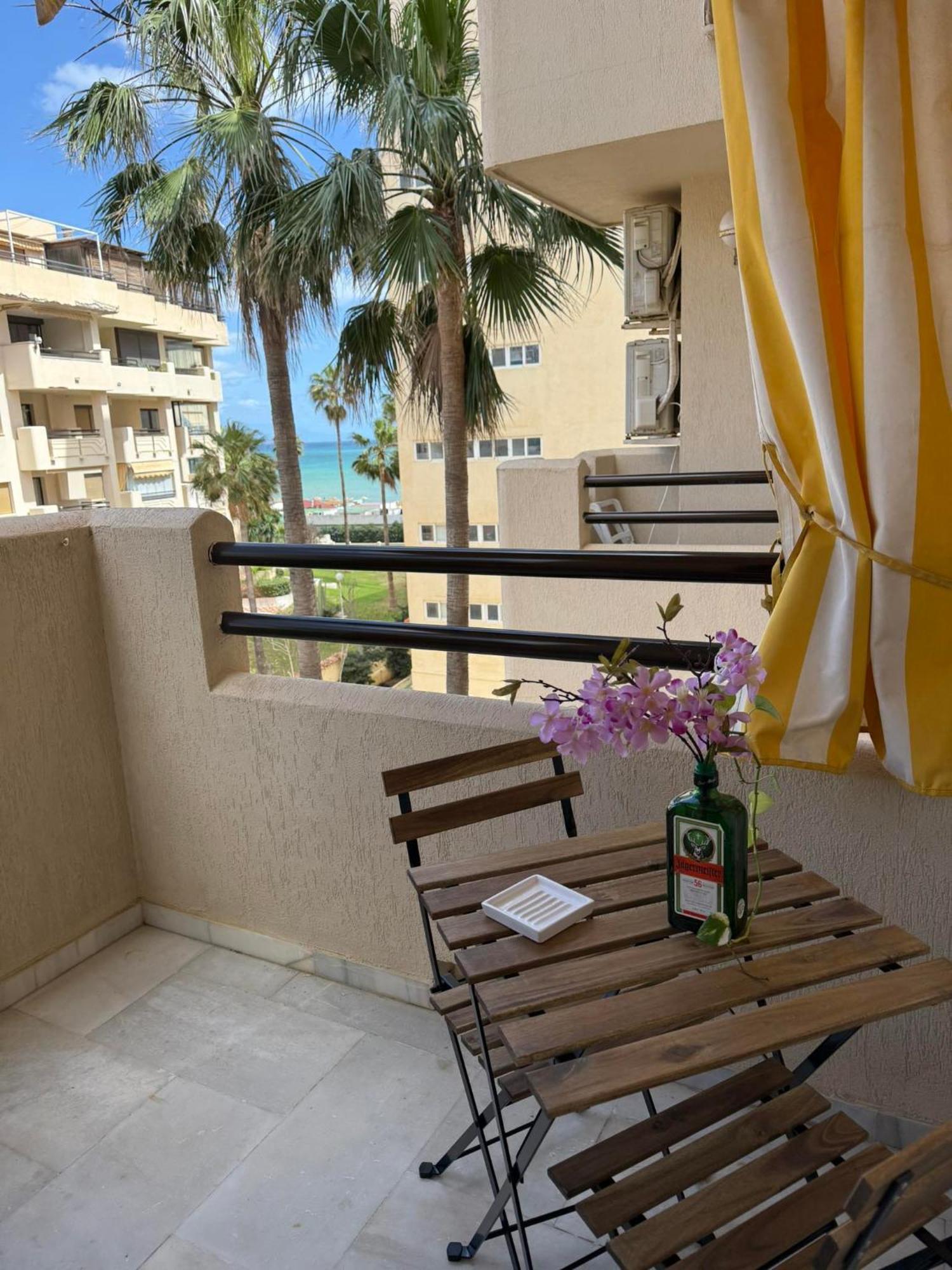 Primera Linea Del Mar - Acceso Directo Playa Carihuela Torremolinos Exterior foto